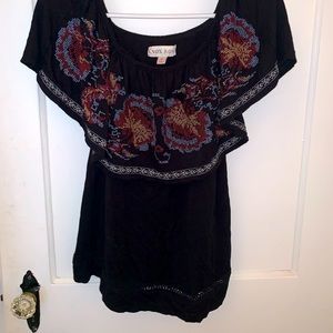 Knox Rose off the shoulder top. Size XS